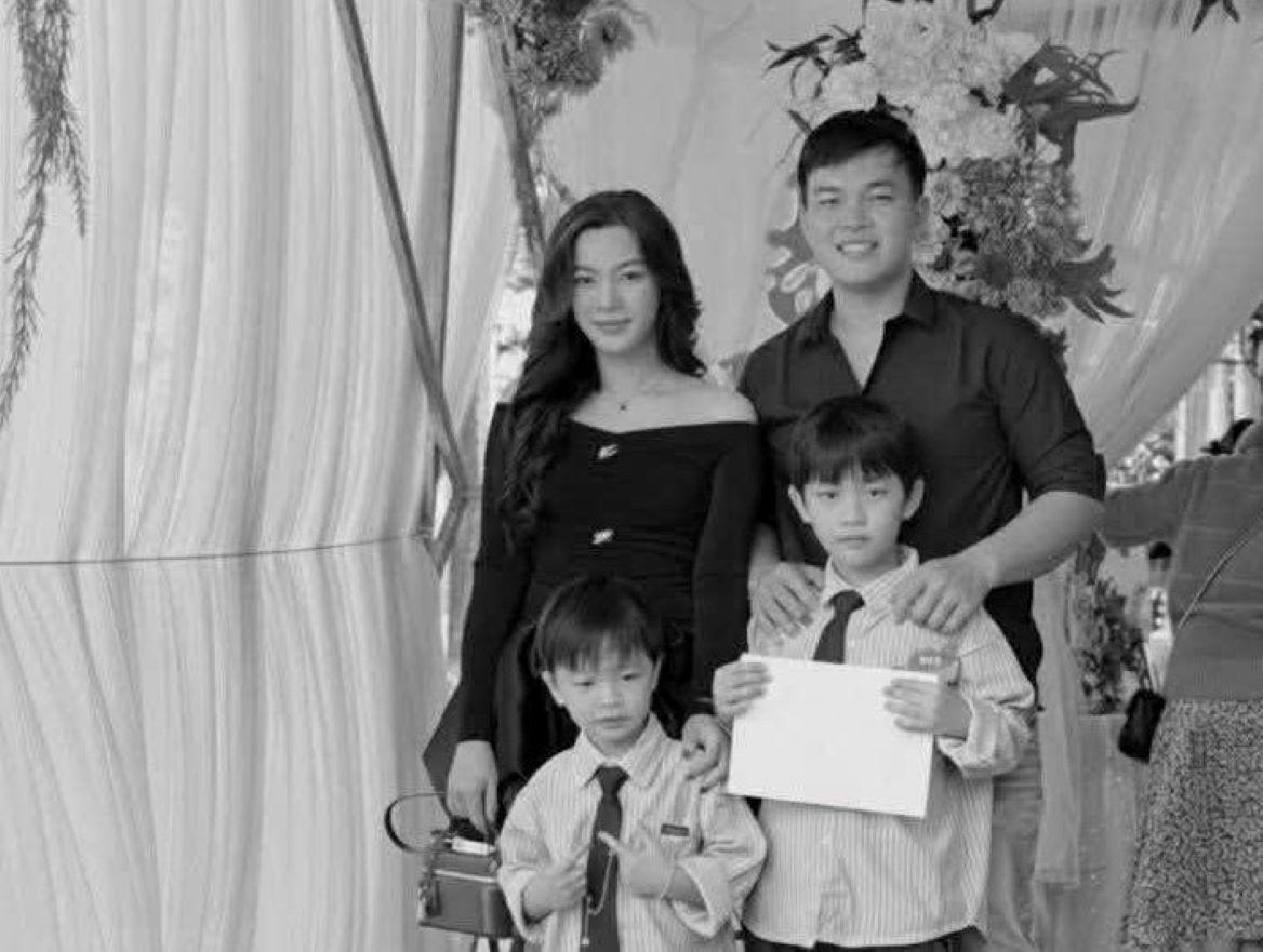 Gia đình nạn nhân anh D. chị N. và 2 con nhỏ&nbsp;