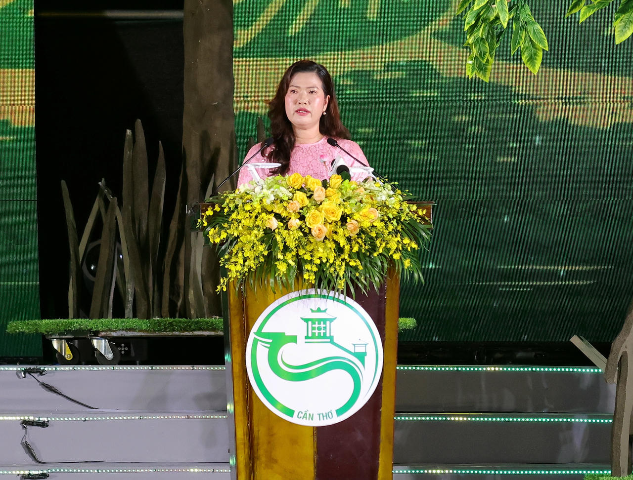 Bà Nguyễn Thị Ngọc Điệp - Phó Chủ tịch UBND TP Cần Thơ phát biểu khai mạc.