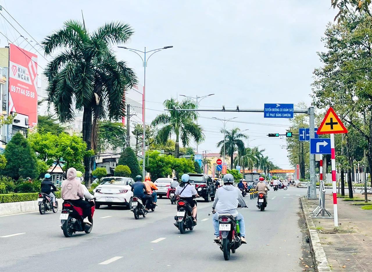 Hệ thống camera giám sát giao thông tại đường Phan Ngọc Hiển, phường Tân Thành, tỉnh Cà Mau.