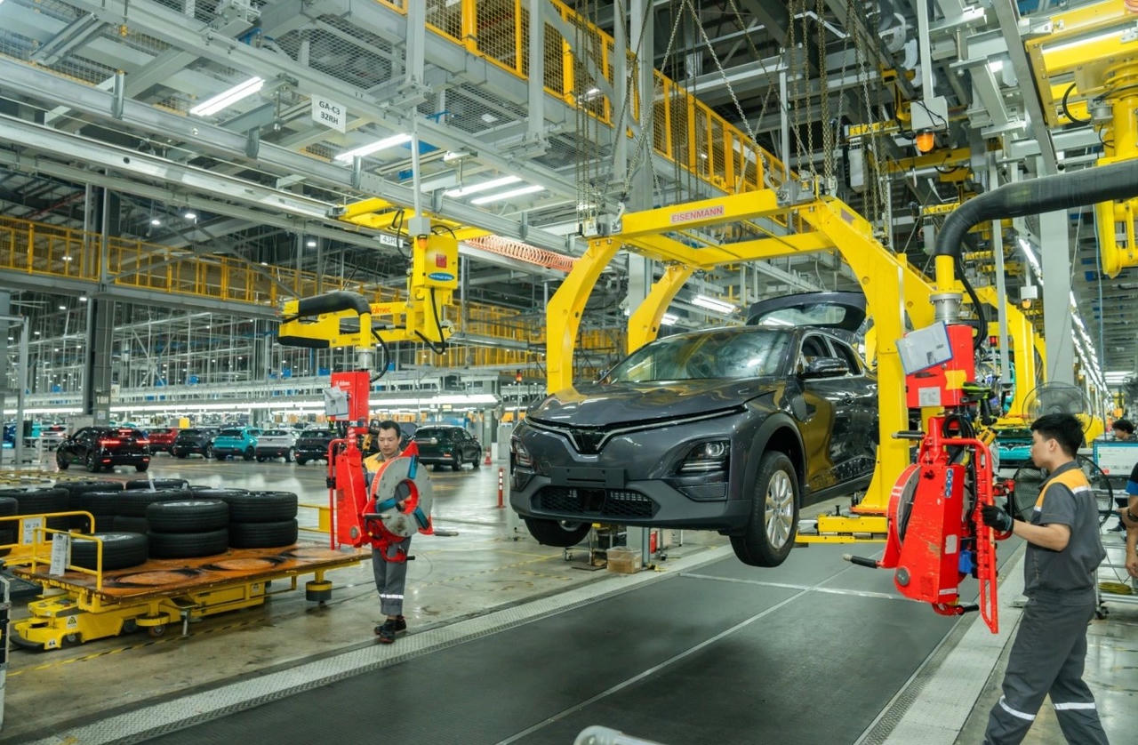 Định hướng tập trung đầu tư phát triển một số doanh nghiệp ô tô lớn