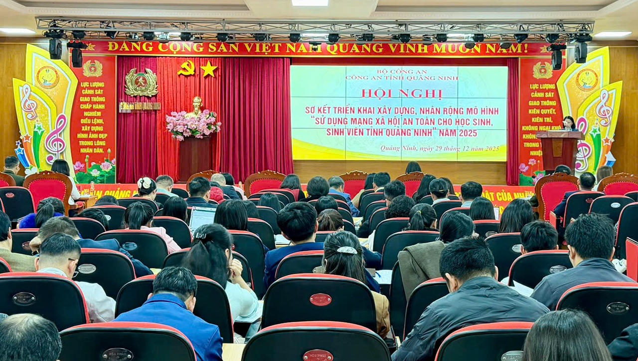 Sử dụng mạng xã hội an toàn cho học sinh, sinh viên tại Quảng Ninh