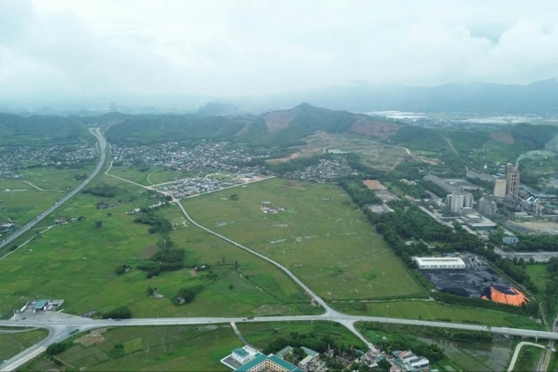 Nhiều địa phương gấp rút giải phóng mặt bằng phục vụ đường sắt tốc độ cao Bắc - Nam