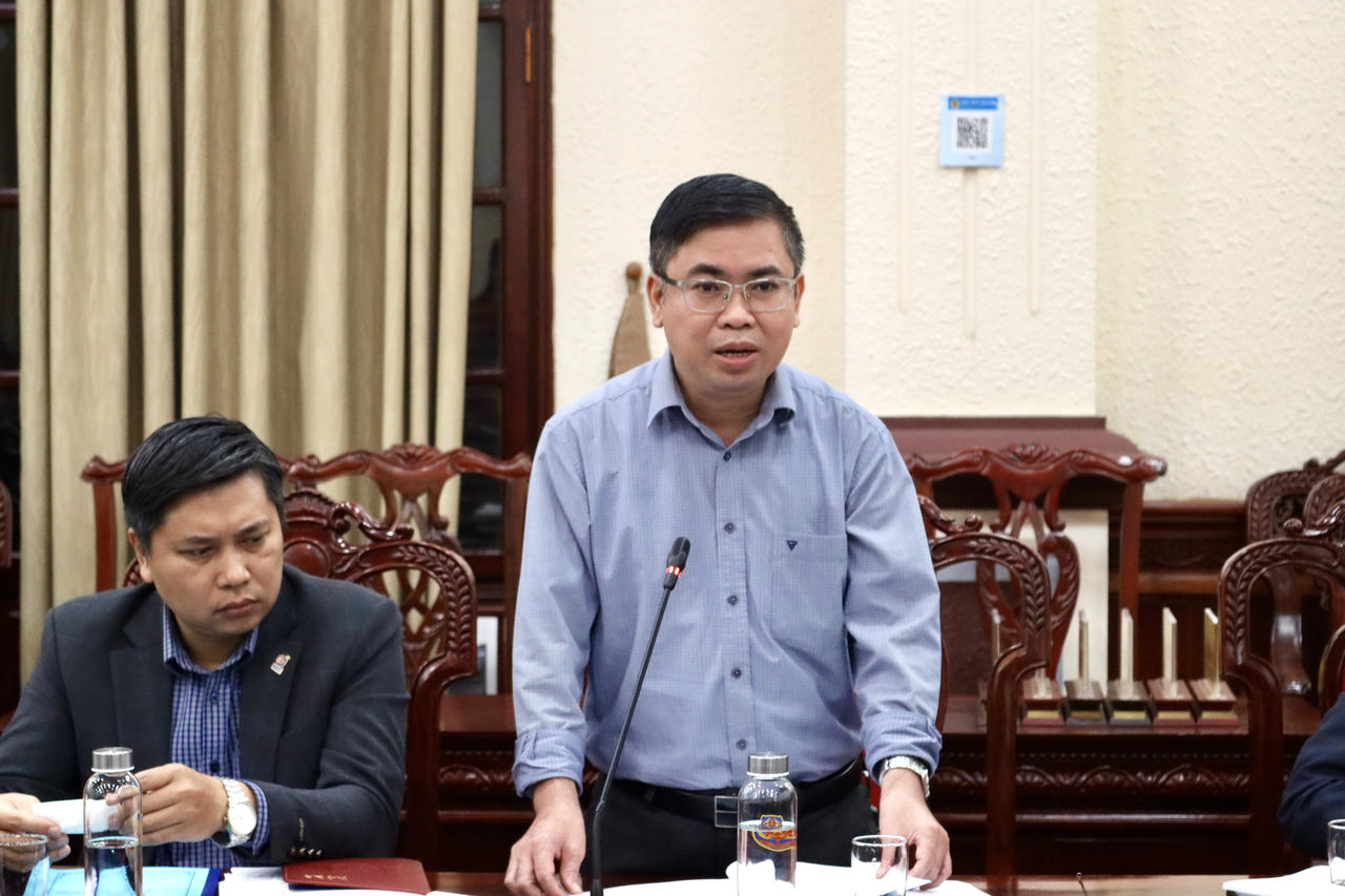 Phó Vụ trưởng Vụ Pháp luật dân sự - kinh tế Cao Đăng Vinh phát biểu tại hội nghị.