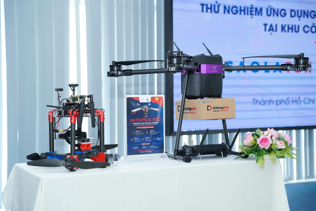 Thử nghiệm ứng dụng thiết bị bay không người lái giao hàng tại TP HCM 