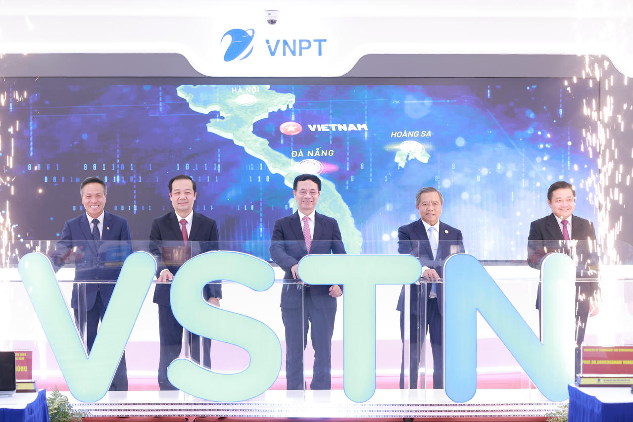 Tuyến cáp đất liền quốc tế đầu tiên do doanh nghiệp Việt làm chủ 100%: Tầm nhìn chiến lược quốc gia về chủ động kết nối