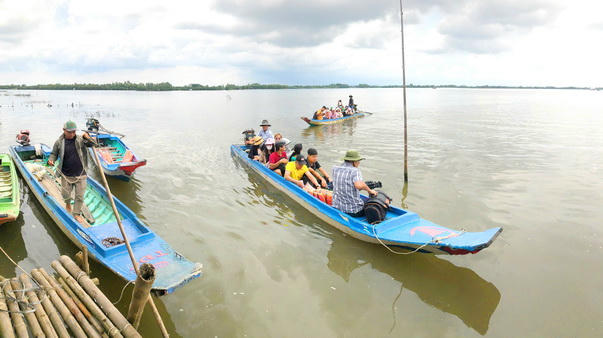 Đầm Thị Tường - 'Hòn ngọc giữa đồng nước' Cà Mau