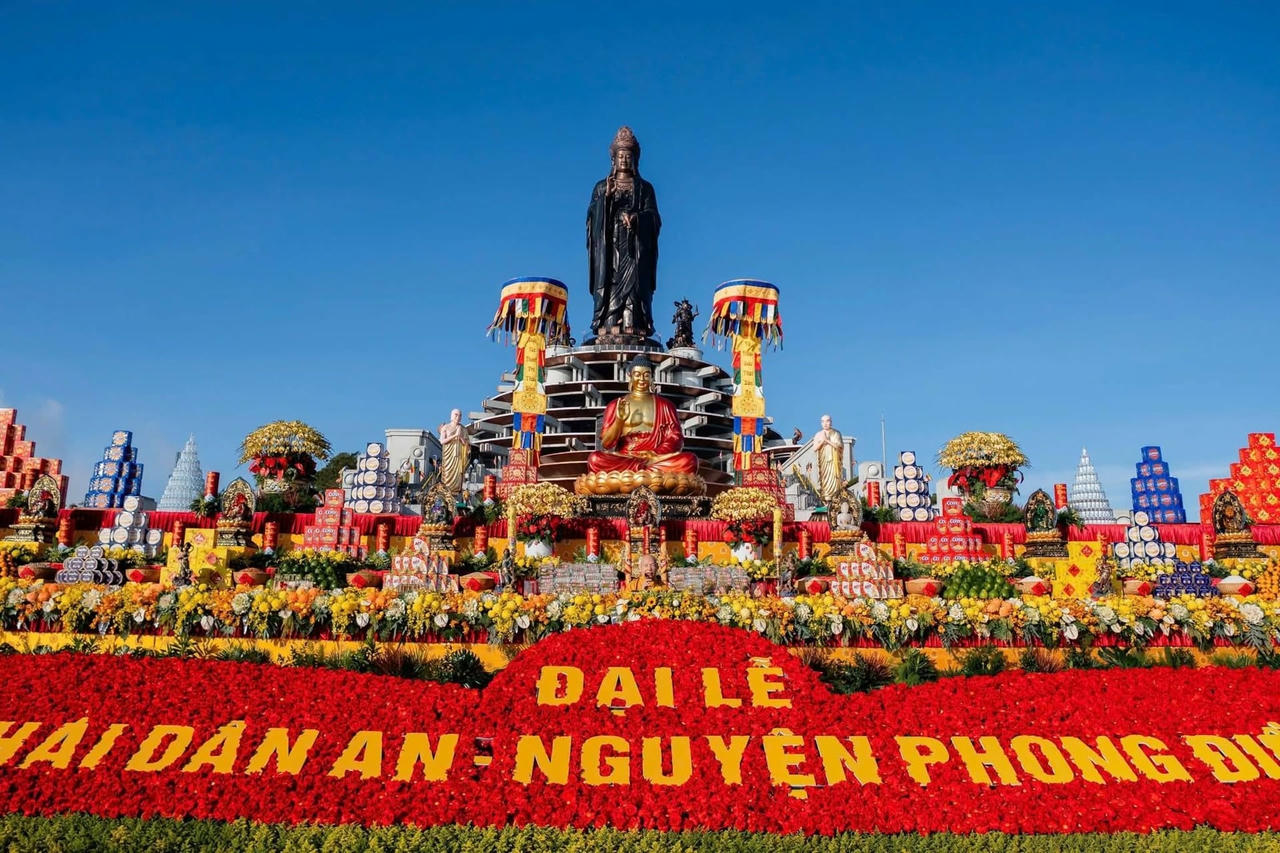 Đại lễ cầu quốc thái dân an trên đỉnh núi Bà Đen