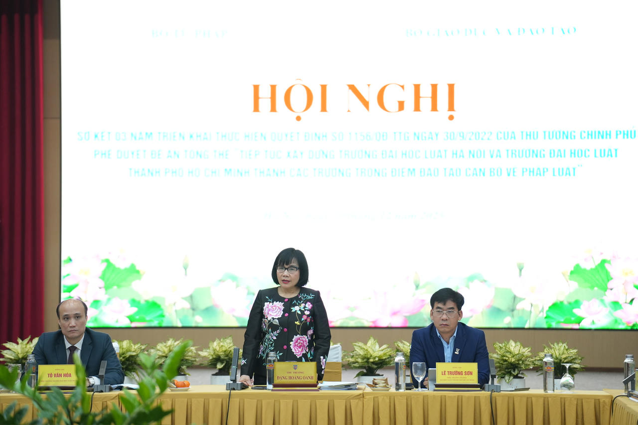 Thứ trưởng Đặng Hoàng Oanh phát biểu tại Hội nghị