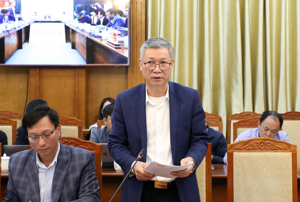 Đại diện lãnh đạo Sở Xây dựng phát biểu tại hội nghị. 