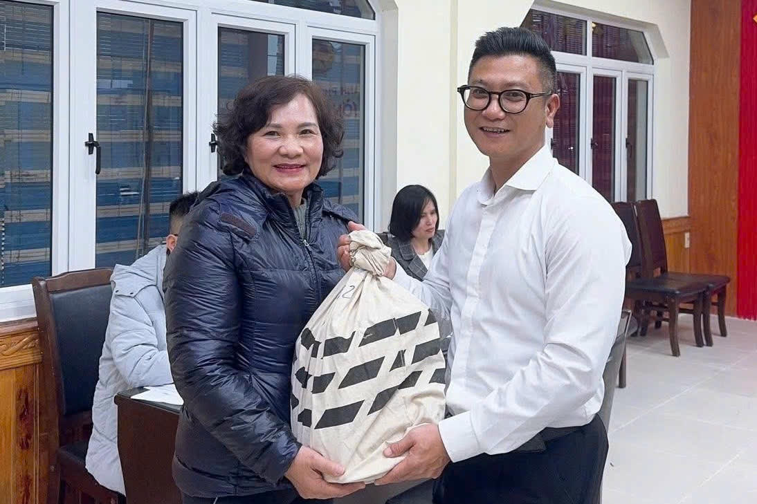 Bà Phạm Thị Ngọc, người tiên phong sớm nhất trong công tác giải phóng, bàn giao mặt bằng phục vụ dự án..