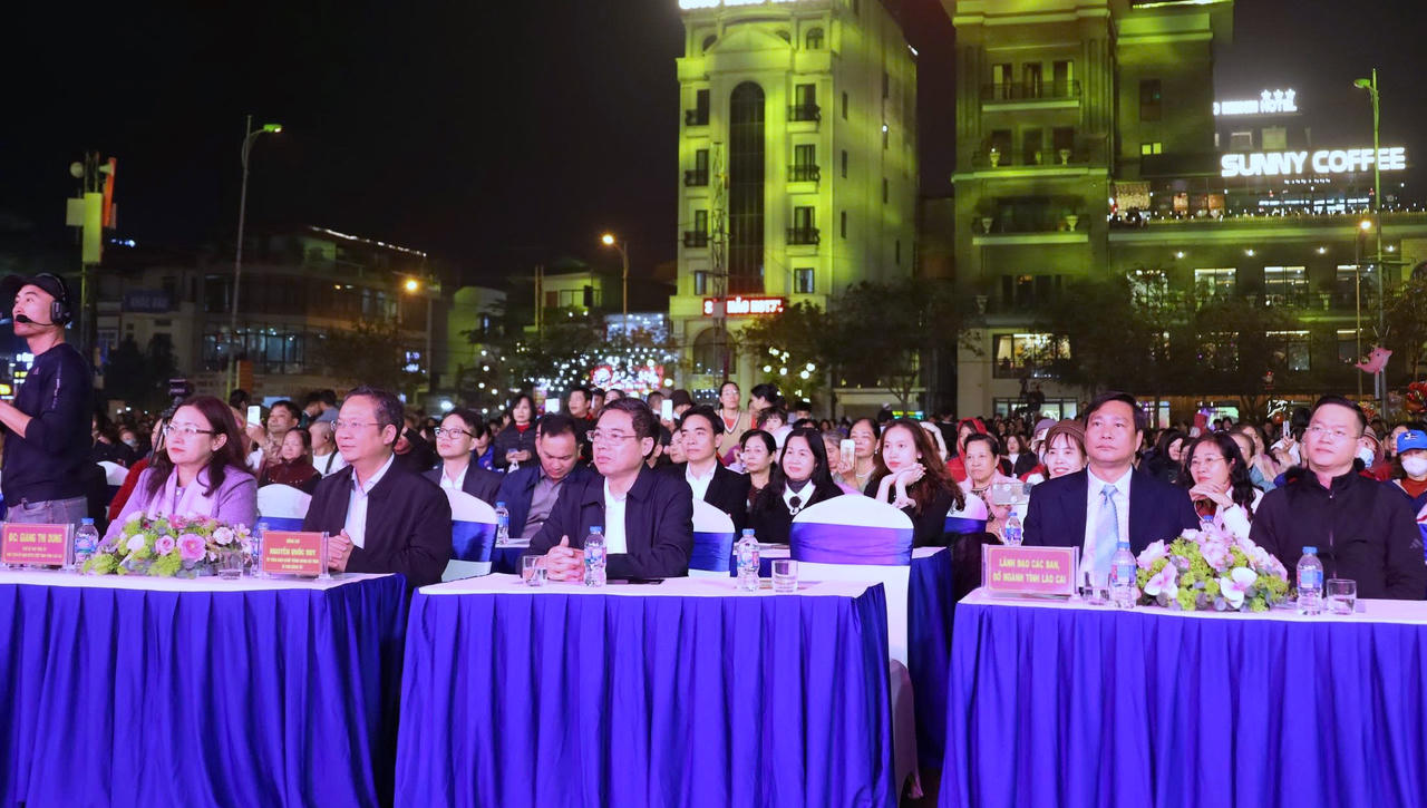 Lào Cai: Tưng bừng không khí đón năm mới 2026