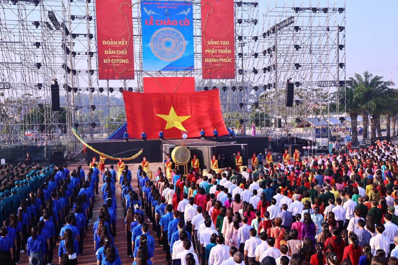 Buổi lễ diễn ra trong không khí trang nghiêm.