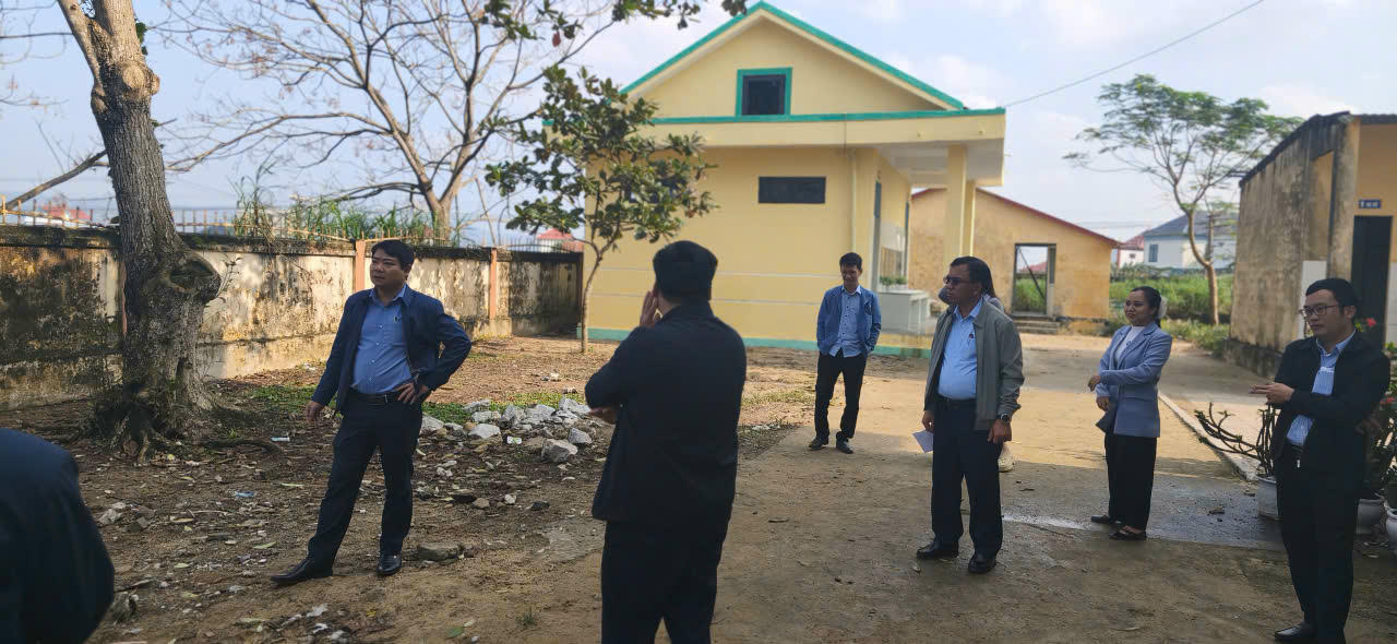 Lãnh đạo xã Bố Trạch khảo sát thực địa, rà soát hiện trạng một số công trình phục vụ nhiệm vụ phát triển địa phương.