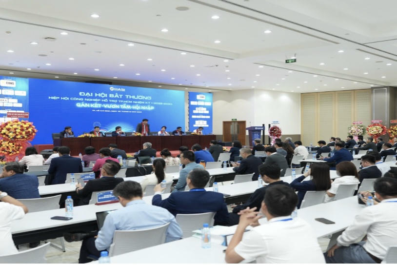 Toàn cảnh Hội nghị.