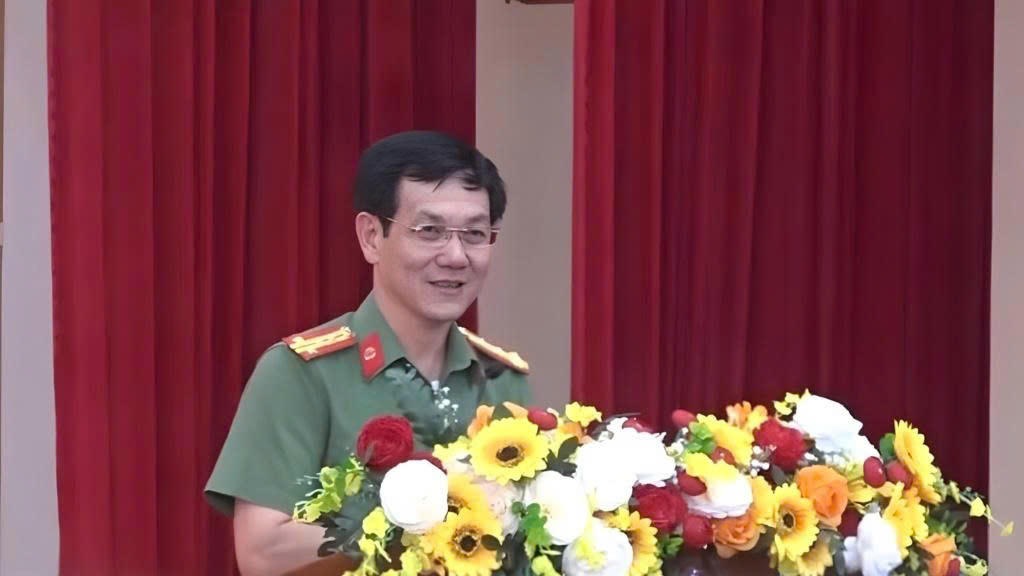 Đại tá Ngô Cự Vinh, Phó Giám đốc Công an tỉnh Gia Lai quán triệt mục đích, yêu cầu về công tác giới thiệu người ứng cử.