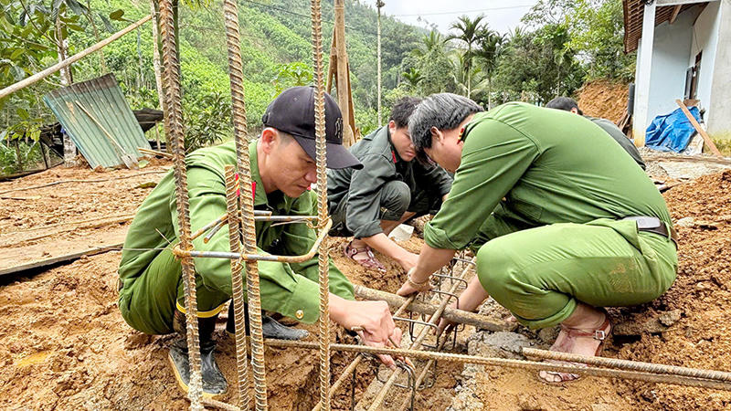Công an tỉnh Quảng Ngãi xuyên Tết Dương lịch thực hiện Chiến dịch Quang Trung