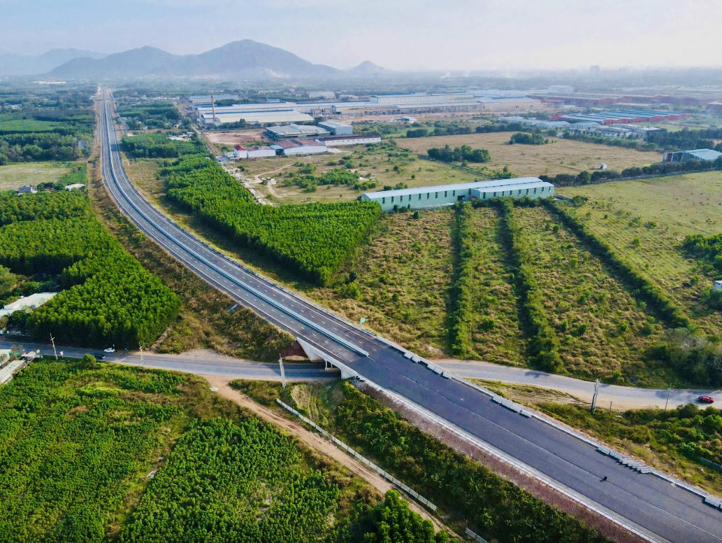 Nhiều đoạn cao tốc Biên Hòa - Vũng Tàu đã cơ bản hoàn thành.