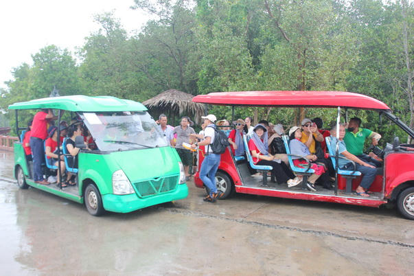 Du lịch Cà Mau khởi sắc dịp Tết Dương lịch 