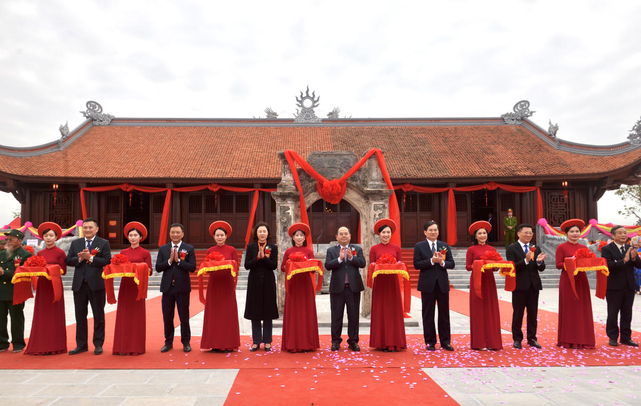 Dự án Tu bổ, tôn tạo, mở rộng và phát huy giá trị di tích Đền thờ Vua Lê Thái Tổ có quy mô diện tích 1,67 ha với tổng mức đầu tư 211 tỷ đồng.