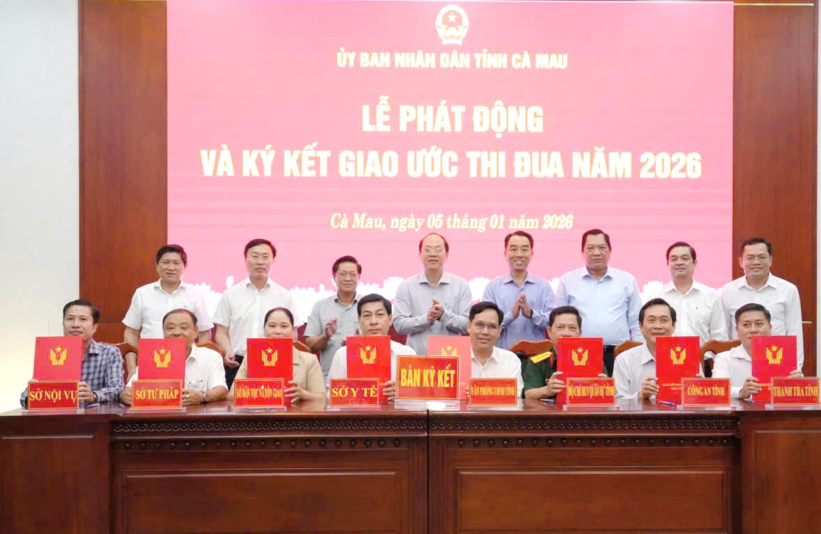 Lãnh đạo tỉnh Cà Mau chứng kiến các sở, ngành ký kết chương trình phối hợp thực hiện nhiệm vụ năm 2026.