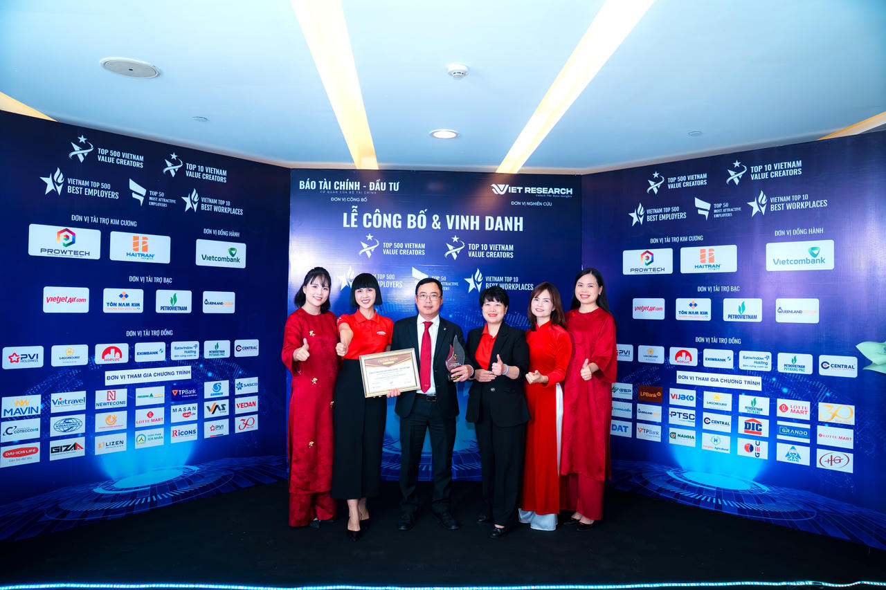 Dai-ichi Life Việt Nam vinh dự xếp hạng 50 trong “Top 500 Doanh nghiệp tạo giá trị hàng đầu Việt Nam năm 2025”