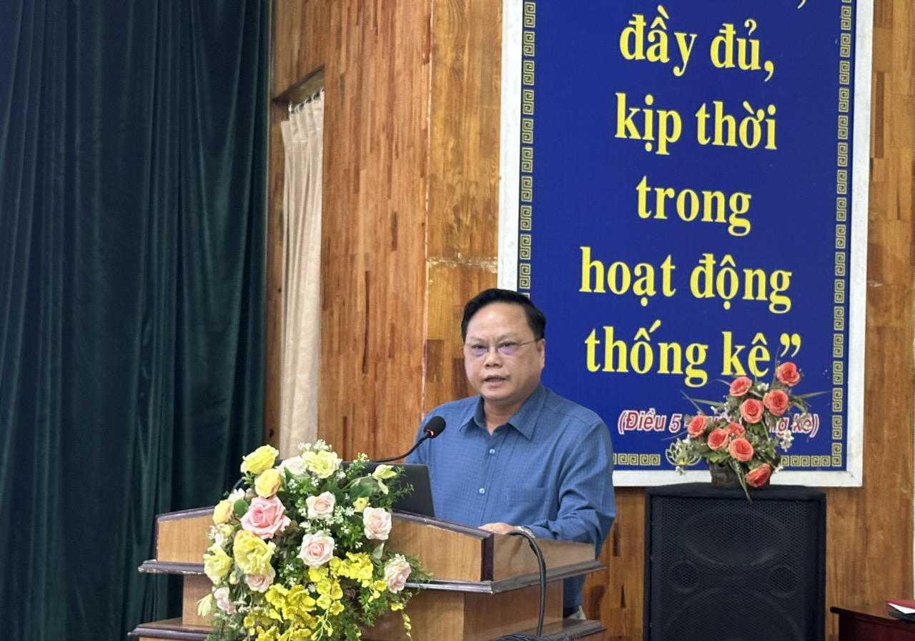 Ông Phạm Quốc Hùng - Trưởng Thống kê tỉnh Lâm Đồng thông tin tình hình kinh tế - xã hội năm 2025.