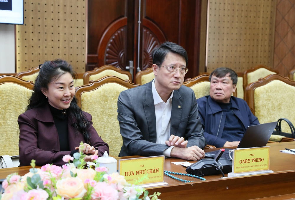 Tổng Giám đốc Công ty TNHH Phát triển Phú Mỹ Hưng Gary Tseng phát biểu tại buổi làm việc.
