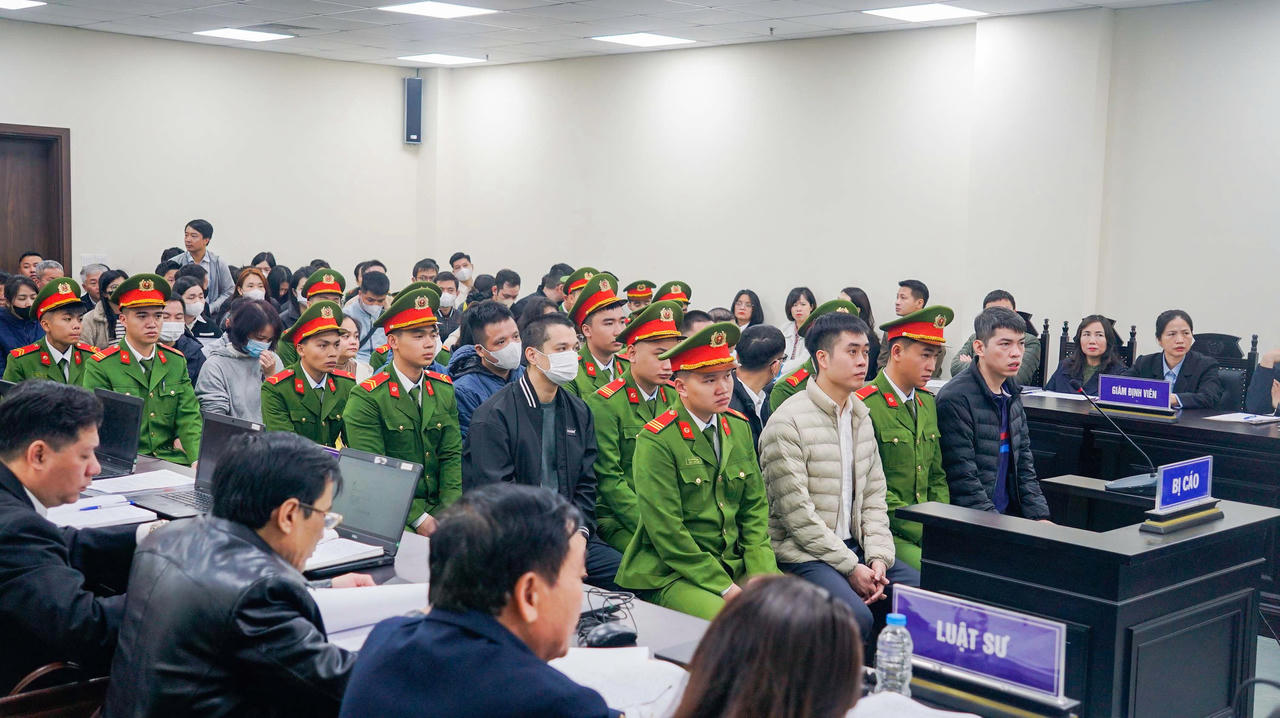 Vụ sữa giả HIUP: 18 bị cáo bị đề nghị mức án từ 12 tháng đến cao nhất 28 năm tù