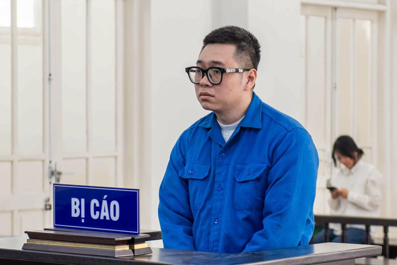 Người đàn ông đánh phụ nữ tại sảnh thang máy chung cư lãnh 6 tháng tù