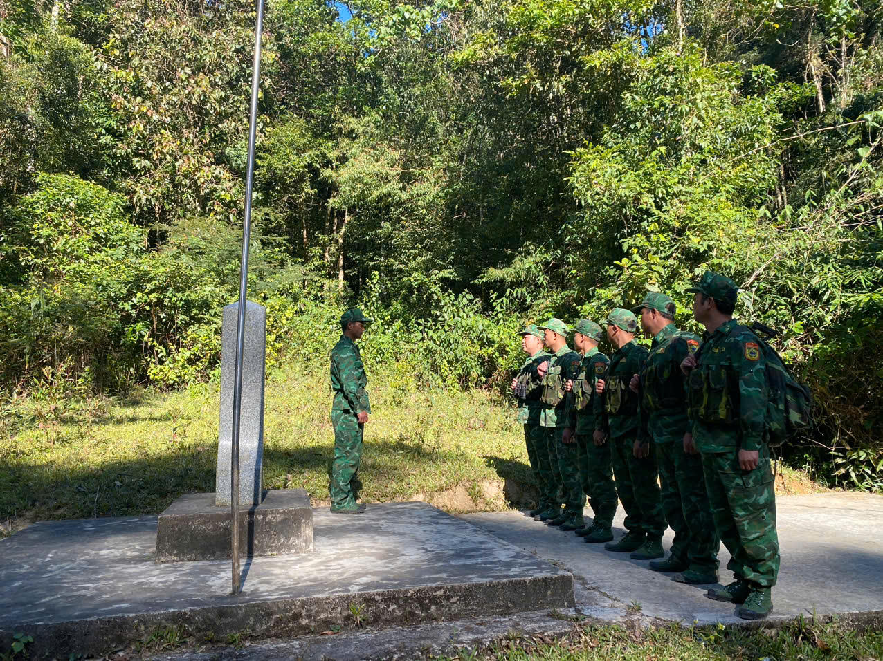 Giao nhiệm vụ cho các tổ viên