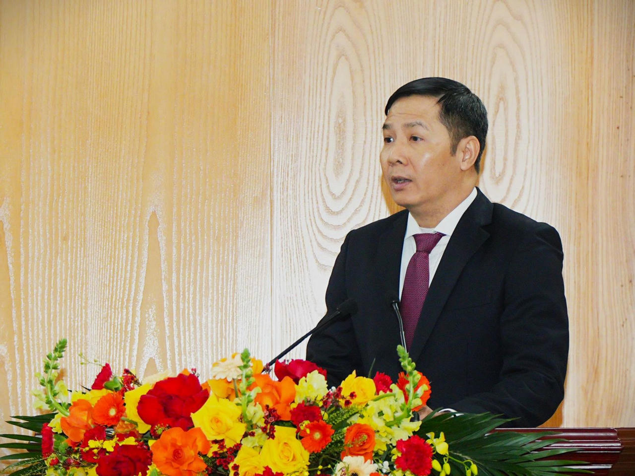 Ông Nguyễn Thành Tâm - Ủy viên Ban Chấp hành Trung ương Đảng, Phó Trưởng Ban Tổ chức Trung ương phát biểu giao nhiệm vụ.