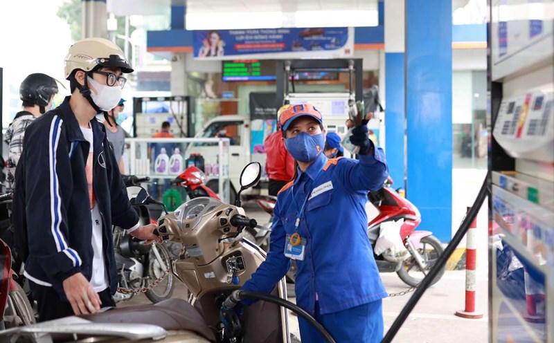 Chiều nay, giá xăng dự báo giảm