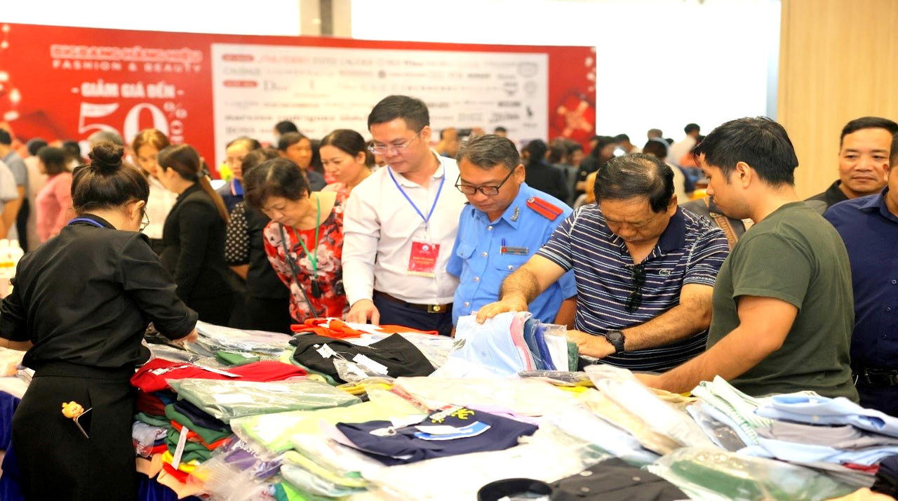 Trong suốt thời gian diễn ra sự kiện, lực lượng Quản lý thị trường sẽ trực tiếp phối hợp kiểm tra, giám sát.