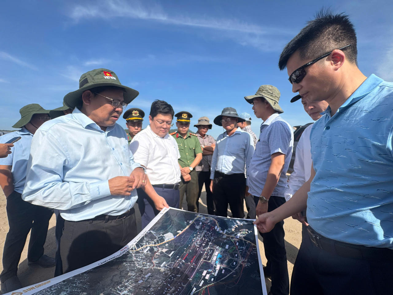Phó Chủ tịch UBND tỉnh Ngô Công Thức kiểm tra thực tế và làm việc tại đặc khu Phú Quốc nhằm rà soát tiến độ các công trình trọng điểm phục vụ Hội nghị APEC 2027.