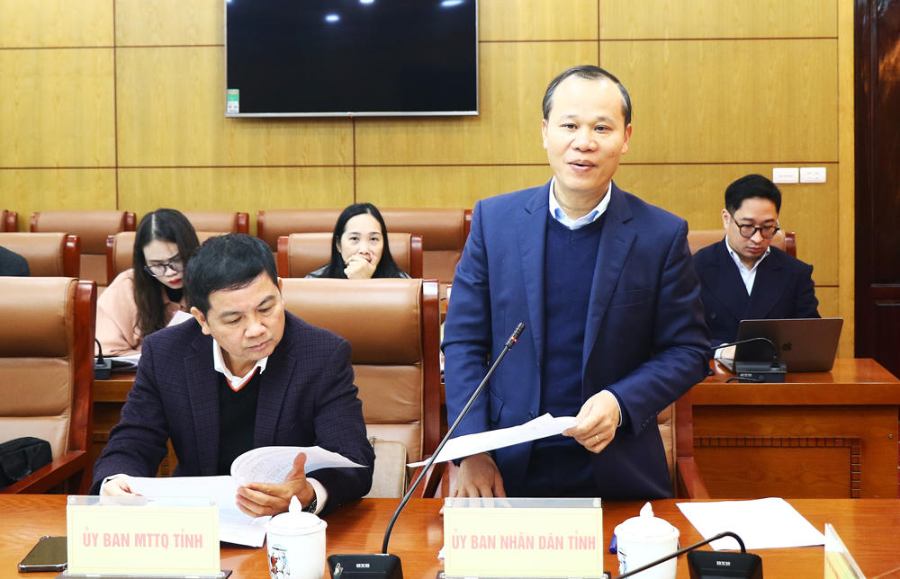 Phó Chủ tịch Thường trực UBND tỉnh Bắc Ninh Mai Sơn phát biểu tại hội nghị.