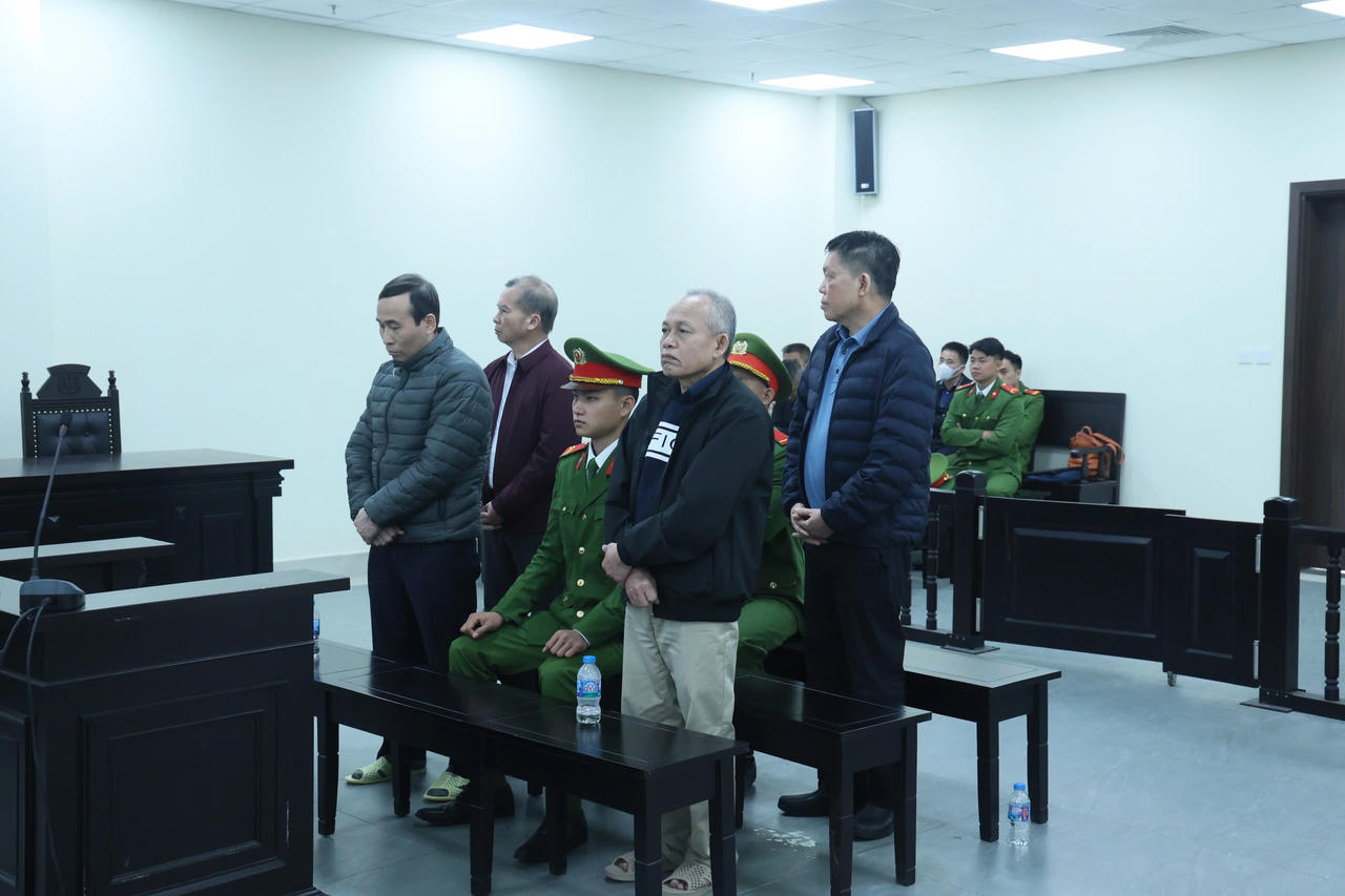 Hai cựu lãnh đạo Ban Quản lý dự án tỉnh Đắk Lắk bị tuyên 8 năm tù