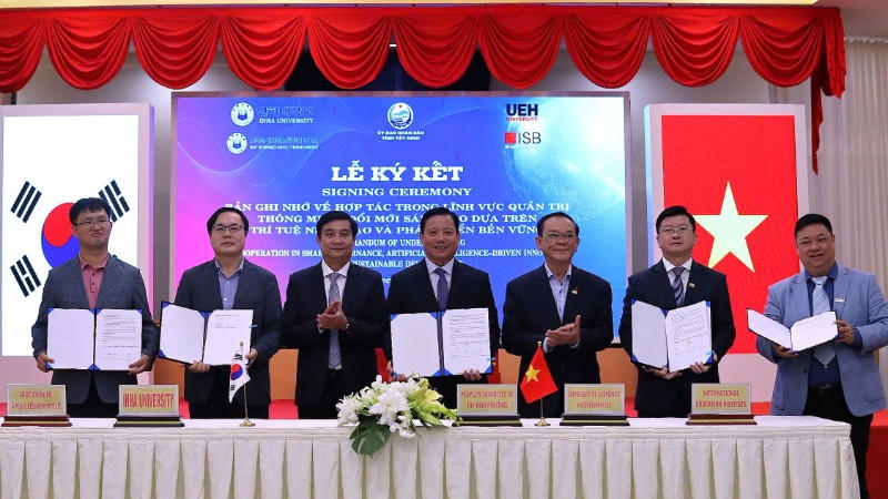 Vinh danh các tỉnh nằm trong tốp 10 địa phương hấp dẫn doanh nghiệp lớn trong năm 2025