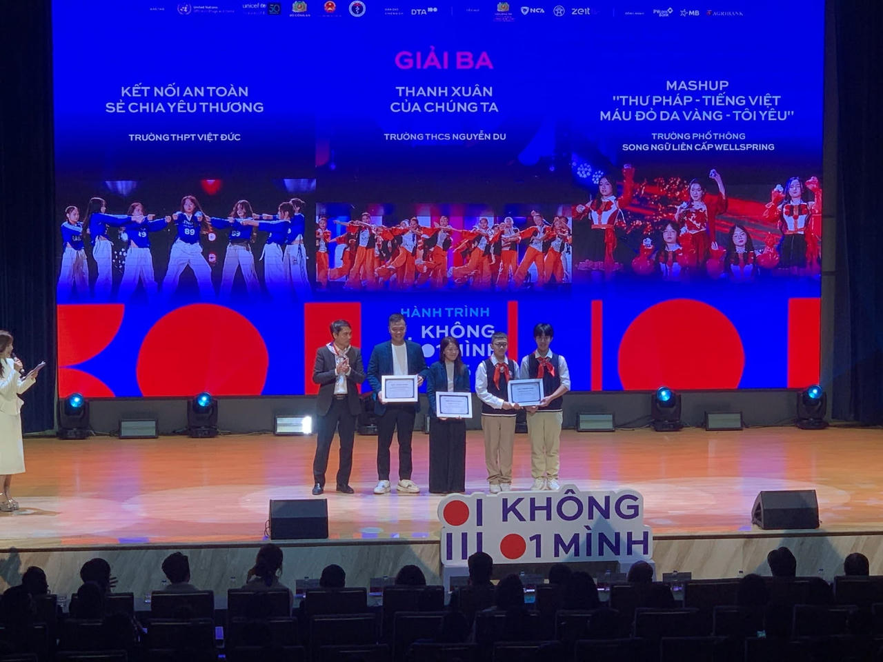 Từ “Không Một Mình” 2025 đến cam kết dài hạn vì không gian số an toàn
