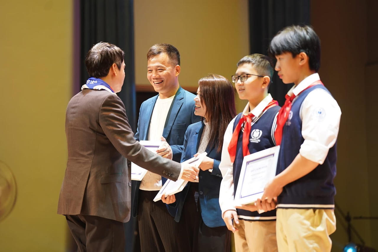 Từ “Không Một Mình” 2025 đến cam kết dài hạn vì không gian số an toàn