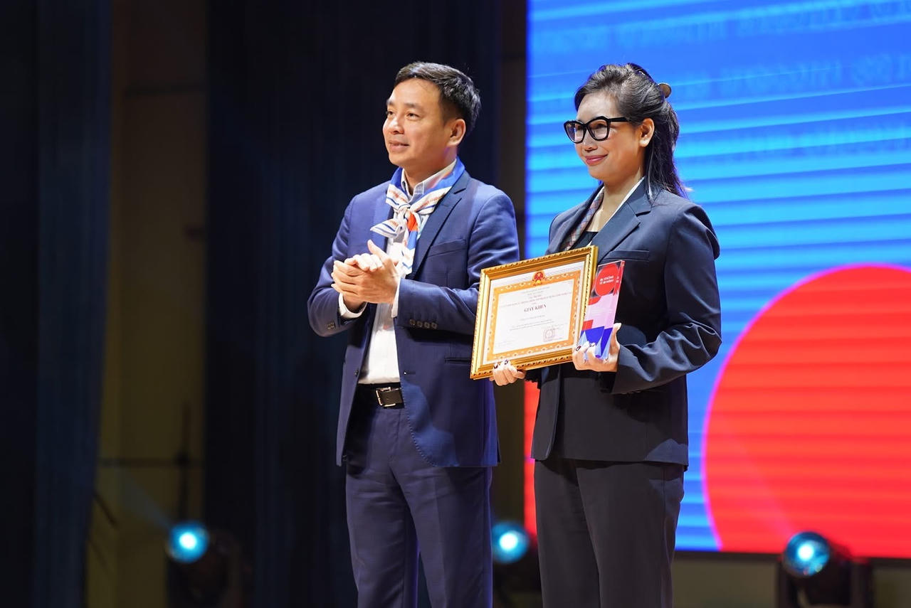 Từ “Không Một Mình” 2025 đến cam kết dài hạn vì không gian số an toàn