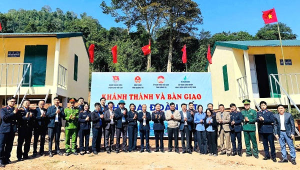 Nối dài mạch nguồn yêu thương: BĐBP Quảng Trị đem Tết ấm đến từng bản làng Thượng Trạch