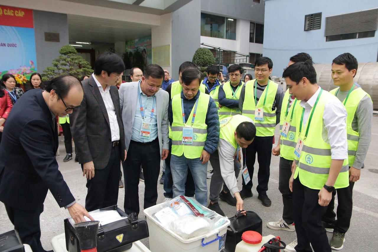 Ngành Y tế Hà Nội ra quân bảo đảm công tác y tế phục vụ Đại hội đại biểu toàn quốc lần thứ XIV của Đảng