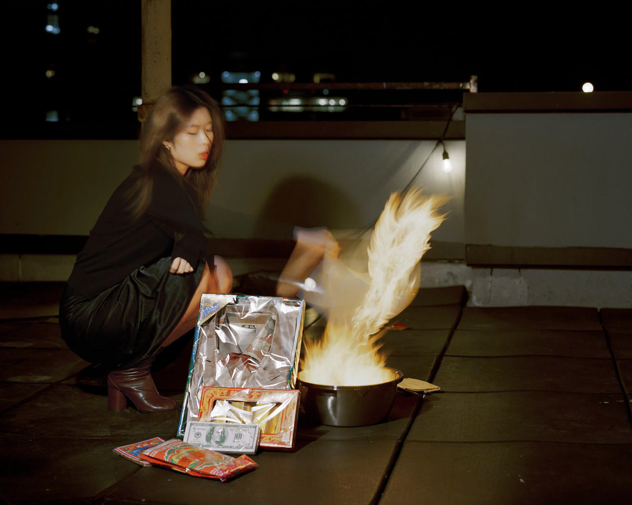 “Photographing Distant Memories”: Việt Nam trong nỗi nhớ của một người con xa xứ