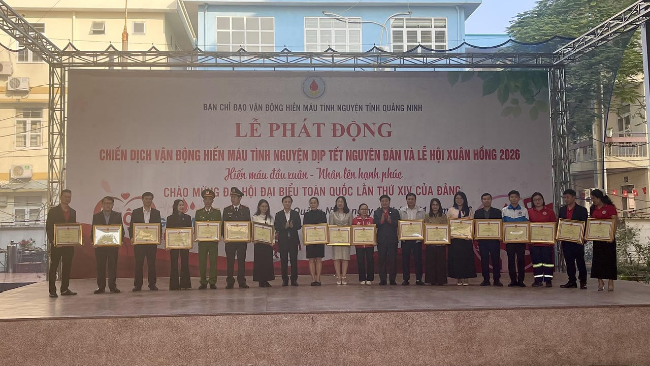 Hiến máu đầu xuân nhân lên hạnh phúc