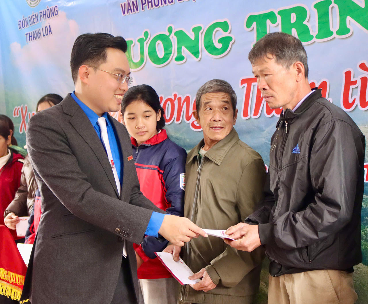 “Xuân ấm biên cương – Thắm tình quân dân”: Lan tỏa khát vọng cống hiến của tuổi trẻ Báo Pháp luật Việt Nam