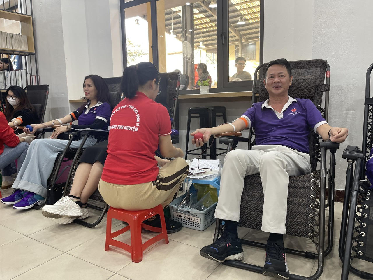 Hiến máu đầu xuân nhân lên hạnh phúc