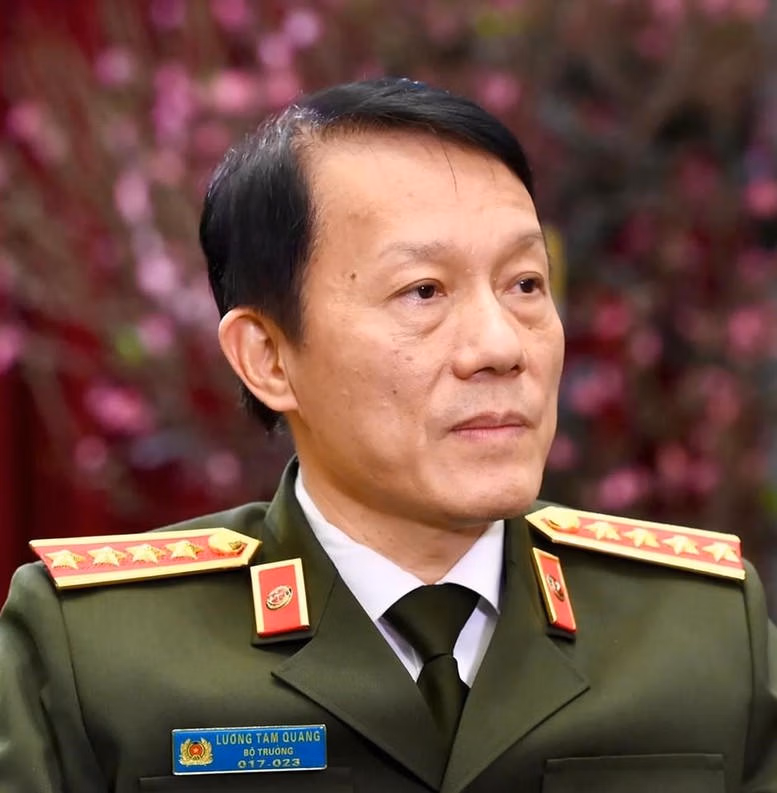 Lực lượng Công an nhân dân gương mẫu, đi đầu thực hiện Nghị quyết Đại hội XIV của Đảng- Ảnh 1.