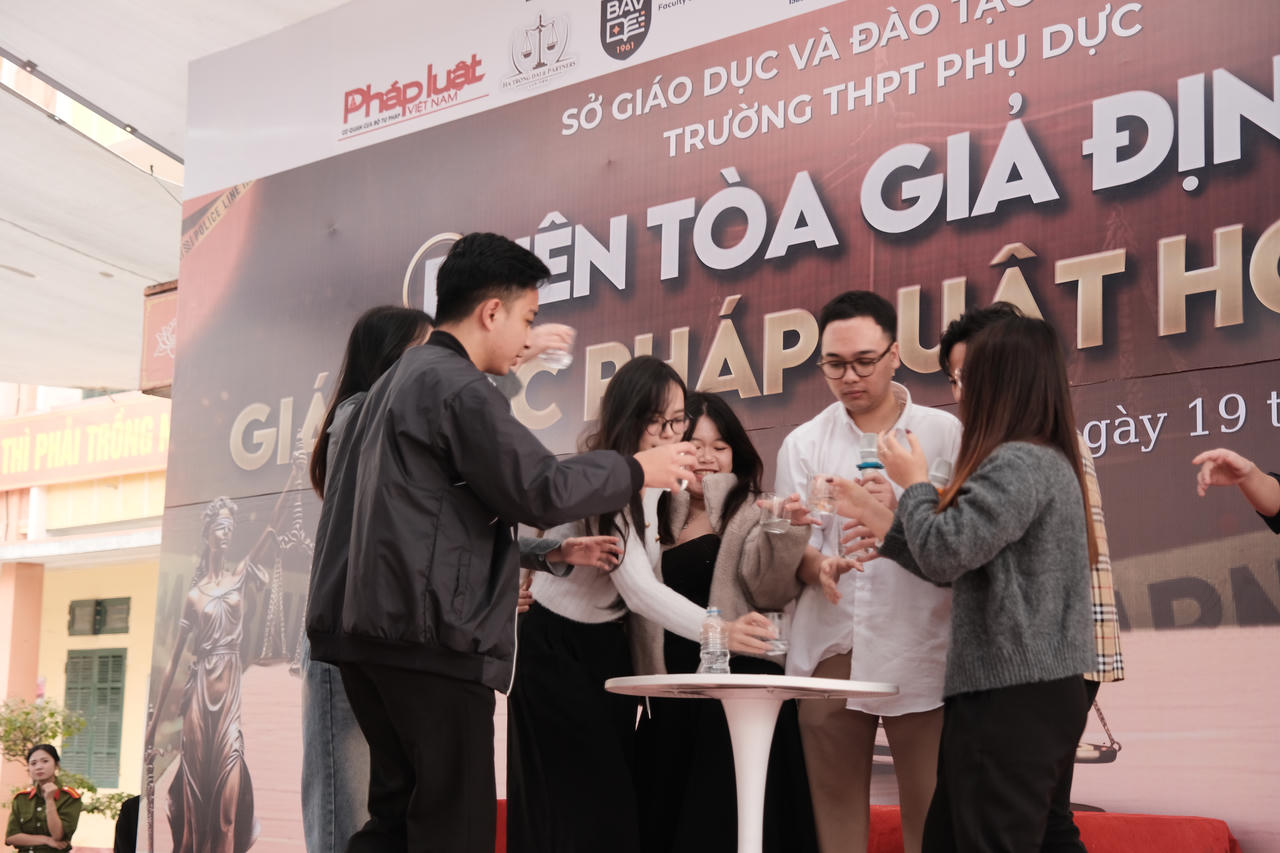 Từ vụ án ghen tuông có thật tới phiên tòa giả định tuyên truyền pháp luật cho học sinh