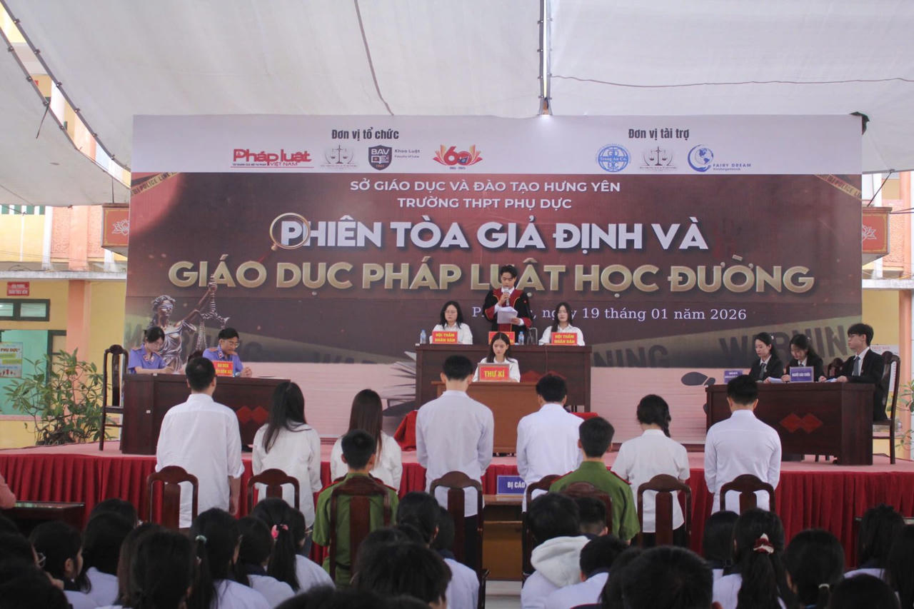 Từ vụ án ghen tuông có thật tới phiên tòa giả định tuyên truyền pháp luật cho học sinh