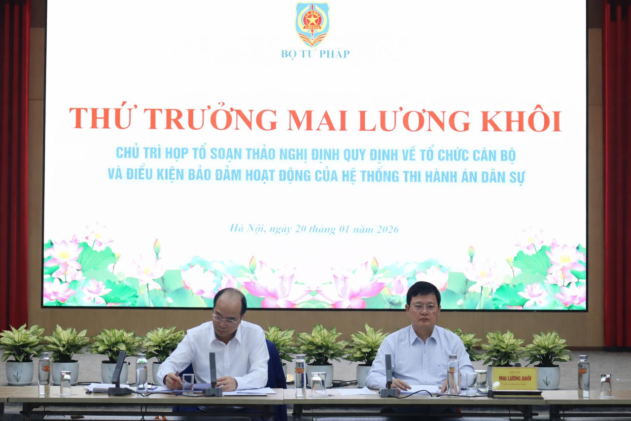 Xây dựng cơ chế bảo vệ người thực thi công vụ trong hoạt động thi hành án dân sự